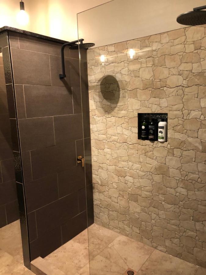 Maleny Luxury Cottages מראה חיצוני תמונה