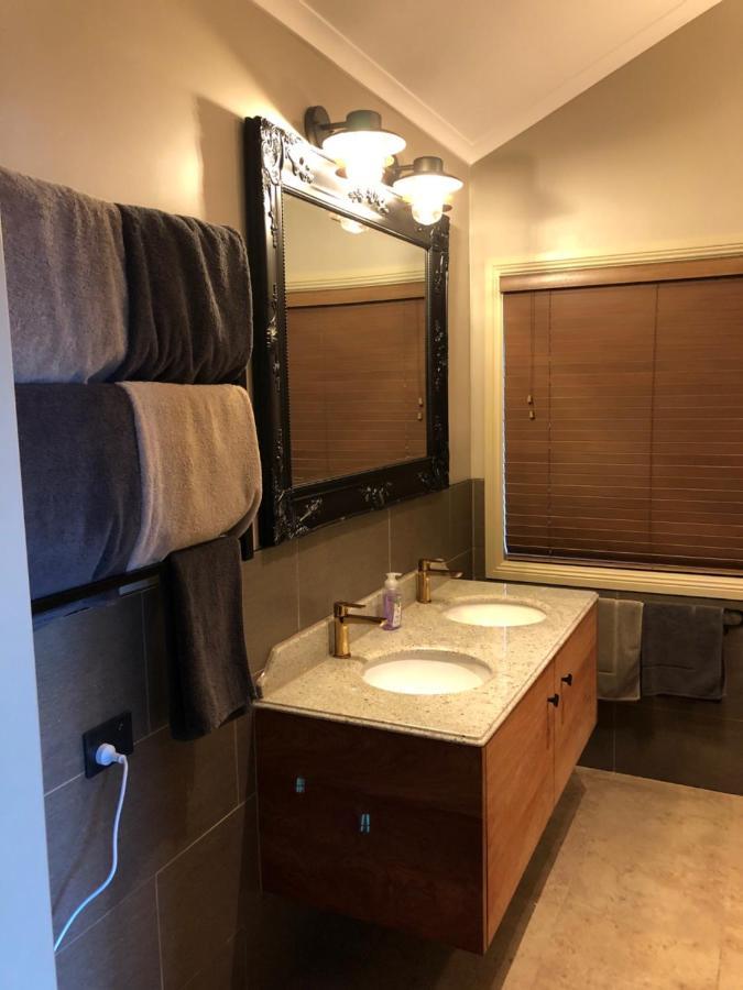 Maleny Luxury Cottages מראה חיצוני תמונה