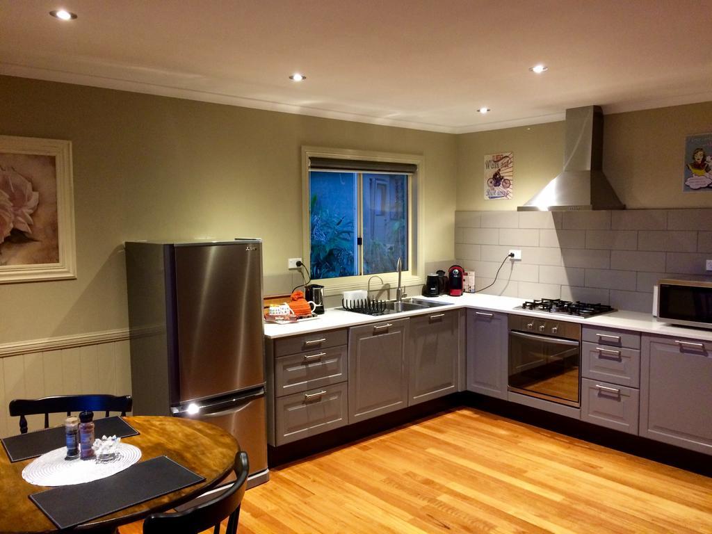 Maleny Luxury Cottages מראה חיצוני תמונה